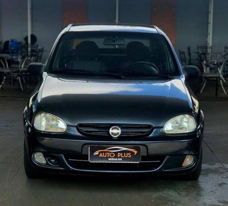 CHEVROLET CLASSIC 1.0 MPFI LIFE 8V FLEX 4P MANUAL CHEVROLET CLASSIC 1.0 MPFI LIFE 8V FLEX 4P MANUAL